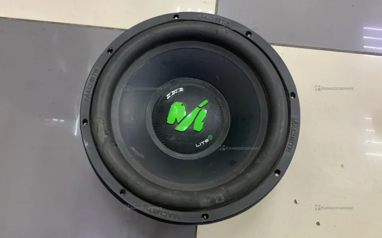 Сабвуфер  machete DC LITE S
