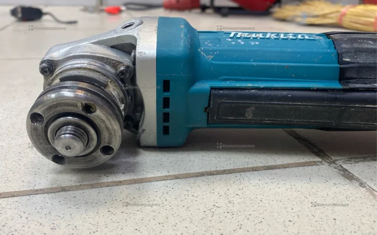 УШМ makita GA5034