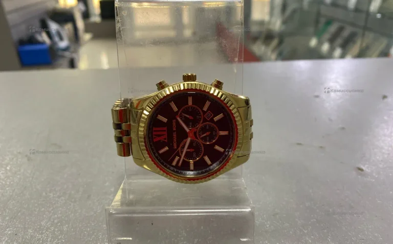 Часы  Michael Kors mk 8286