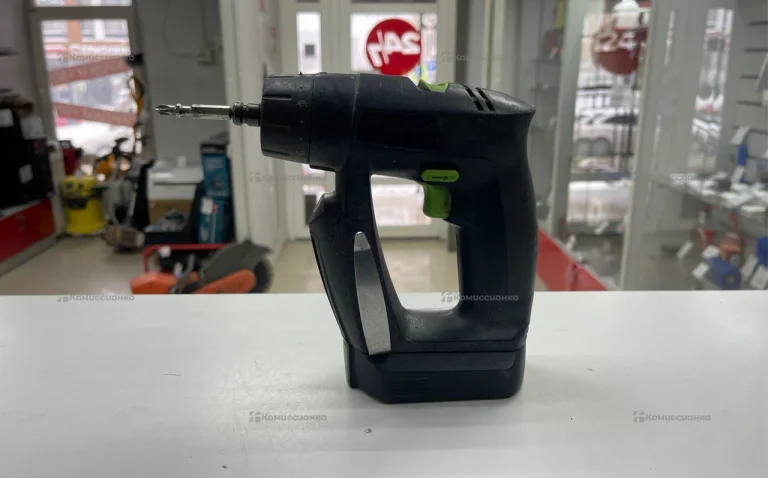 Шуруповерт black