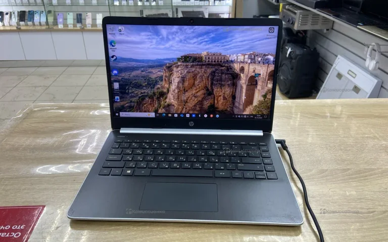Ноутбук HP Laptop 14s-dq0xxx