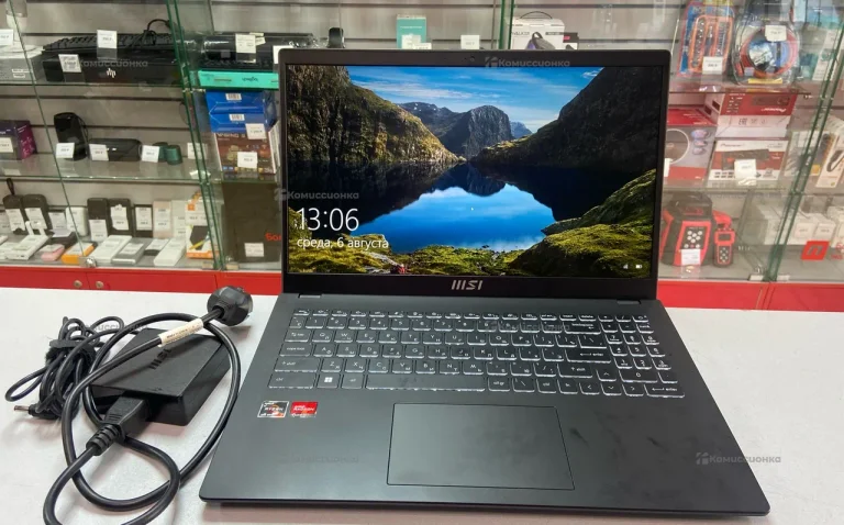 Ноутбук MSI Modern 15 B7M-217XRU