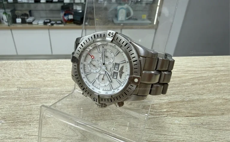 Часы breitling a13352