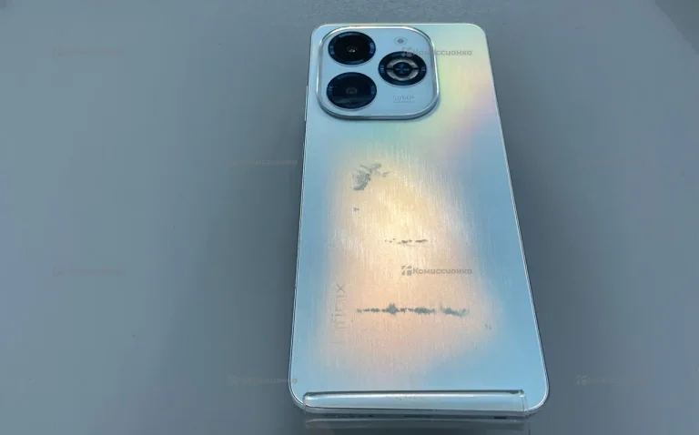 Infinix Smart 8 Plus 4/128 ГБ