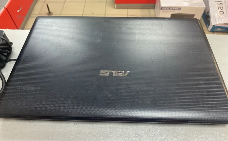 Ноутбук Asus x75v