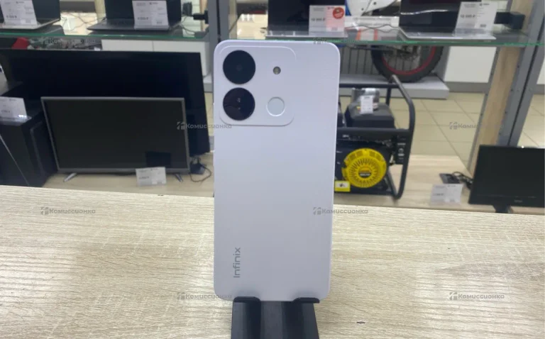 Infinix Smart 7 HD 2/64 ГБ