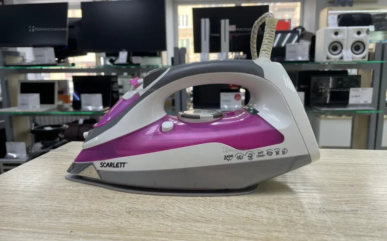 Утюг Scarlett SC-SI30K09