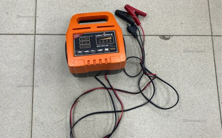 Uniforce dc12v-4a