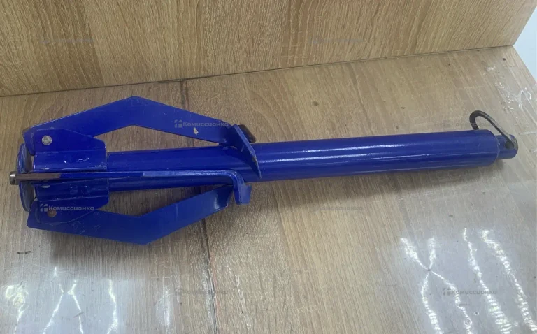 Якорь для лодки