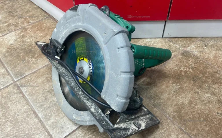 Пила циркулярная Hammer CRP2400/305