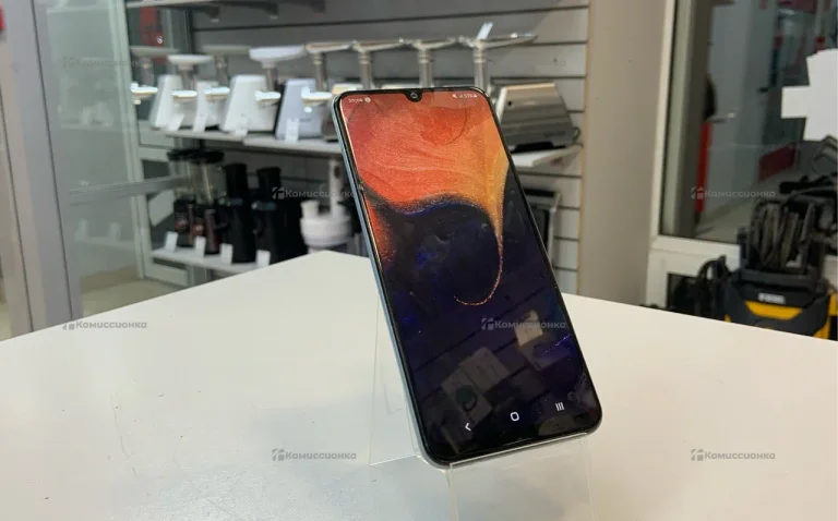 Samsung Galaxy A50 4/64 ГБ