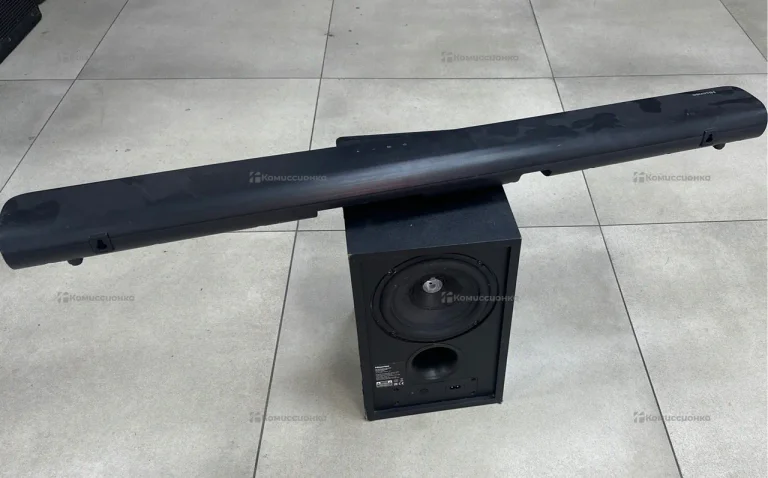 Саунбар Hisense HS212F