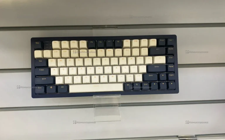 Клавиатура дарк проджект KD83a