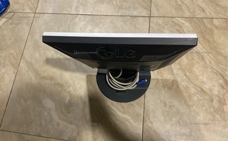 Монитор LG Flatron L1751S-SN