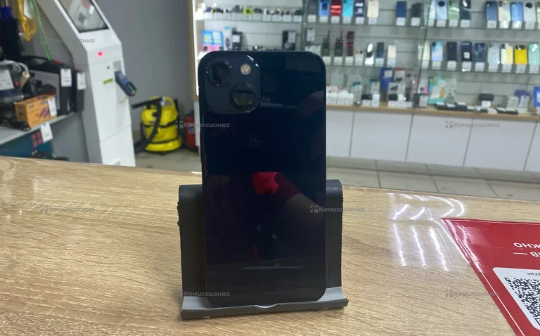 Apple iPhone 13 4/128 ГБ