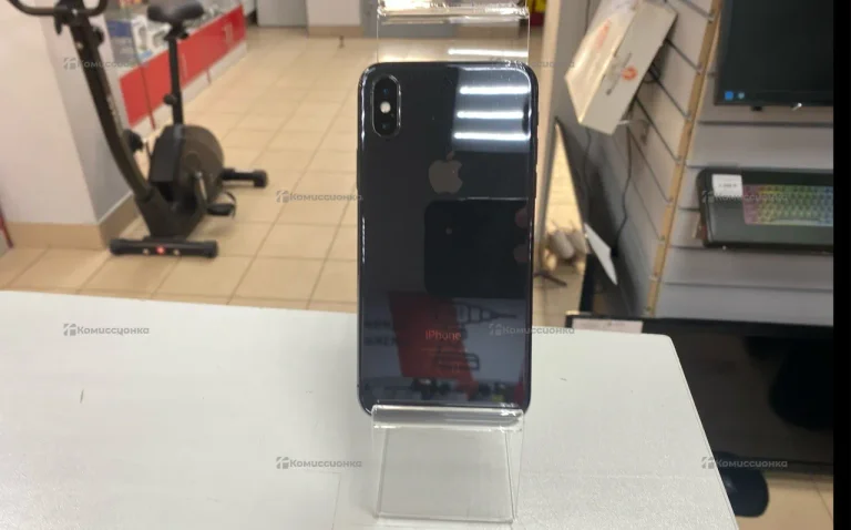 Apple iPhone X 3/64 ГБ