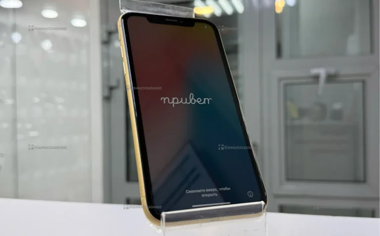 Apple iPhone XR 3/64 ГБ