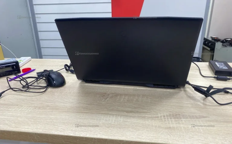 Ноутбук  msi katana