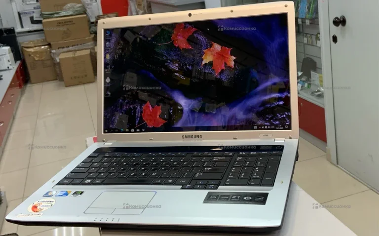 Ноутбук  SAMSUNG R730