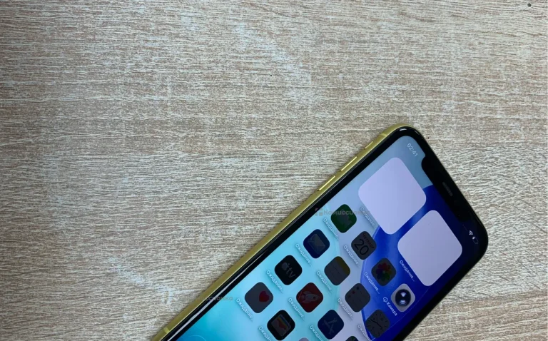 Apple iPhone 11 4/128 ГБ