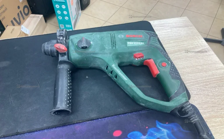 Перфоратор Bosch 550W