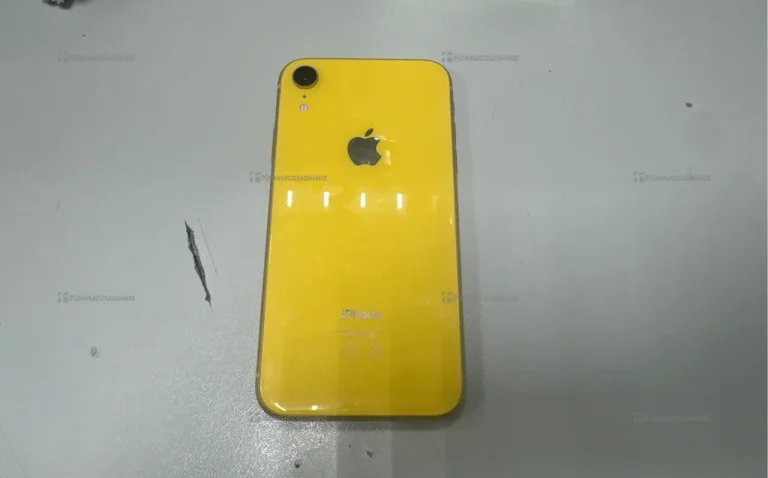 Apple iPhone XR 3/64 ГБ