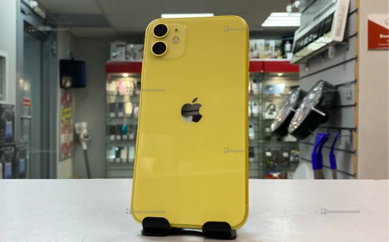 Apple iPhone 11 4/64 ГБ