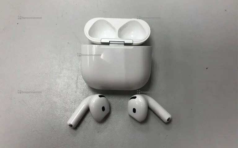 Наушники Apple AirPods 4 без шумоподавления