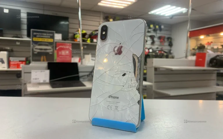 Apple iPhone X 3/64 ГБ