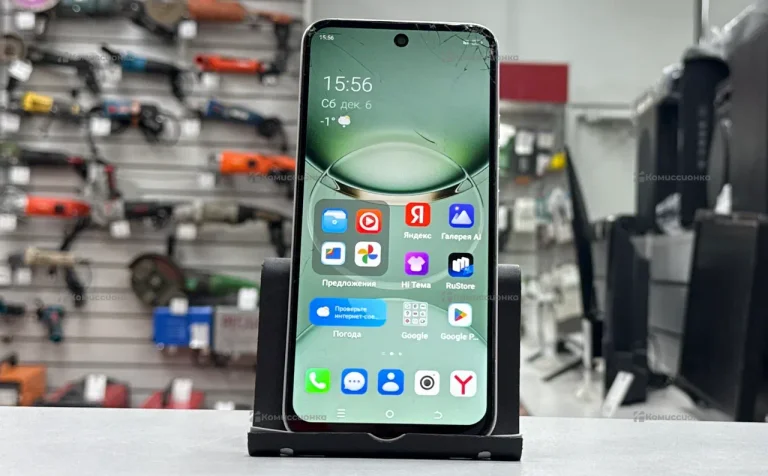 Tecno Spark 30C 4/128 ГБ