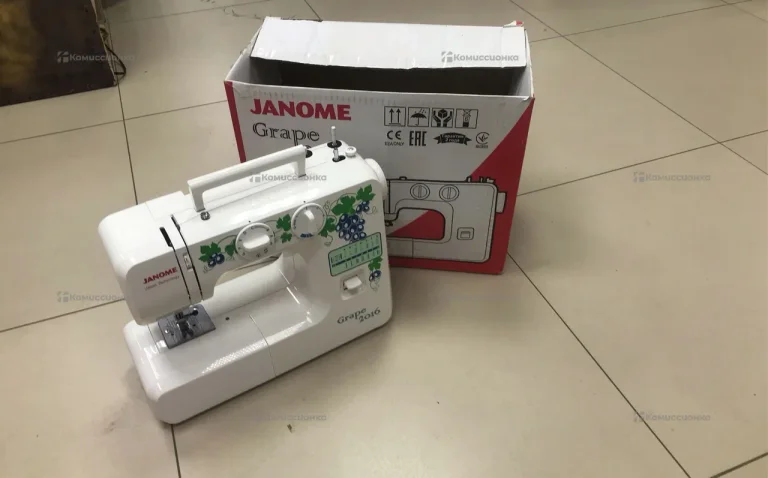 Швейная машина Janome Grape 2016