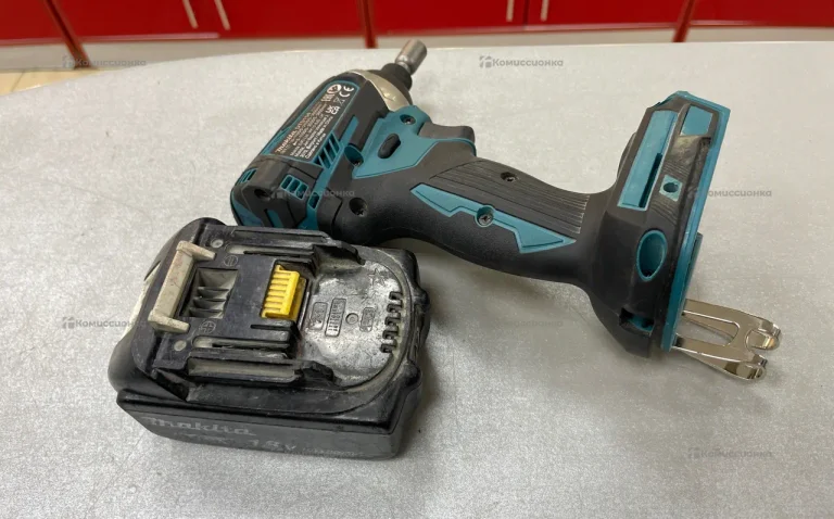 Винтоверт makita DTD154