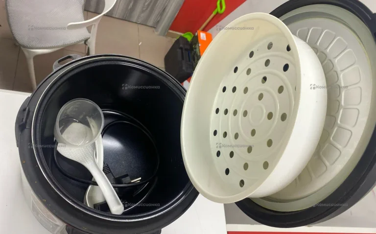 Мультиварка Redmond RMC-M38