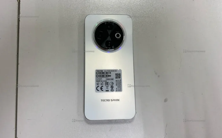 Tecno Spark 30C 6/128 ГБ
