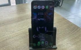 Realme 9i 4/64 ГБ, разбито стекло