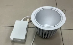 Купить Светильник LIVAL 3000K 38 4W б/у , в Краснодар Цена:890рублей