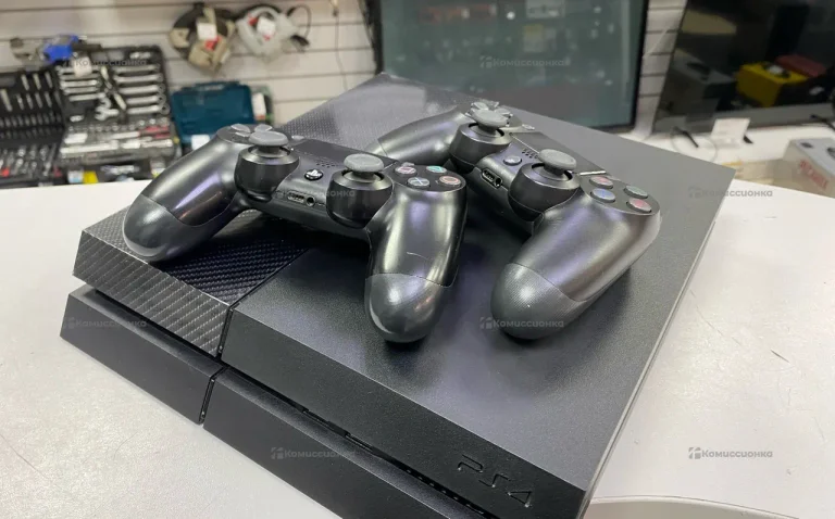 Приставка Sony PS4 Fat 500Gb.