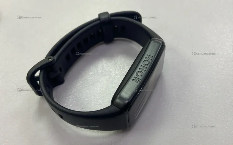 Часы Honor band 6