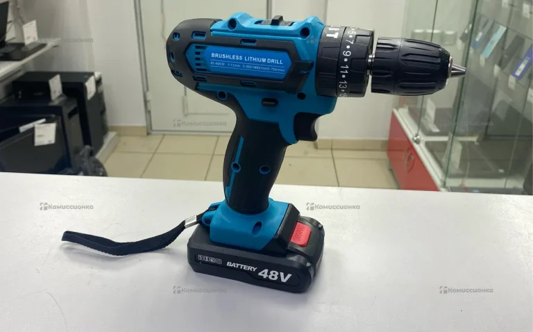 дрель-шуруповерт Makita (реплика)