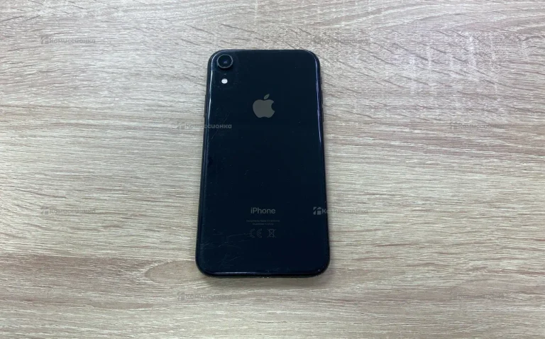Apple iPhone XR 128 ГБ