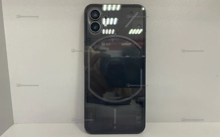 Nothing Phone (1) 8/256 ГБ