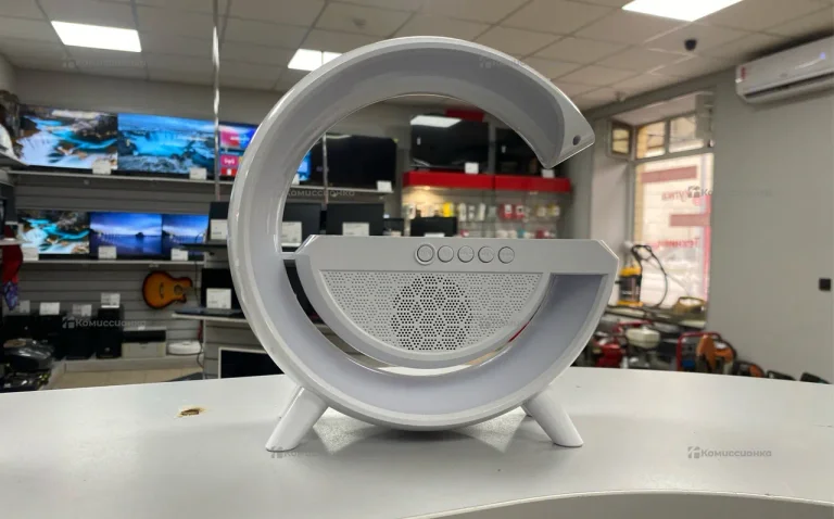 Смарт колонка с беспроводной зарядкой