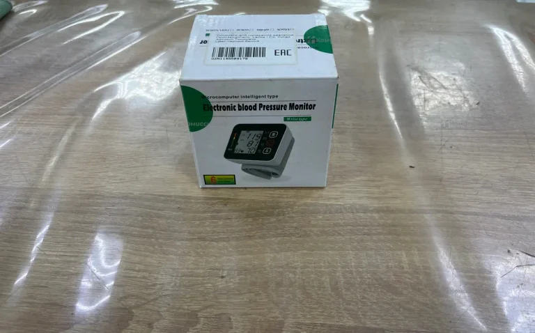 Saint Health Автоматический цифровой тонометр на запястье JZK-002R