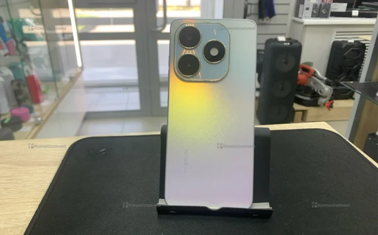 Tecno Spark 20 8/128 ГБ