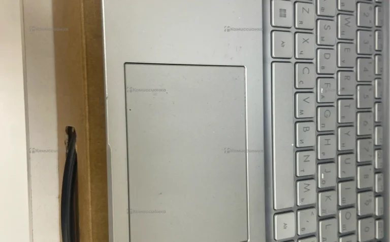 Ноутбук ASUS Vivobook (M1502YA