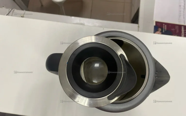 Чайник Polaris