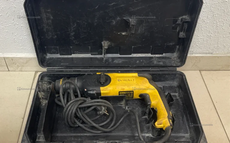 Перфоратор DeWALT D25113 -ks.