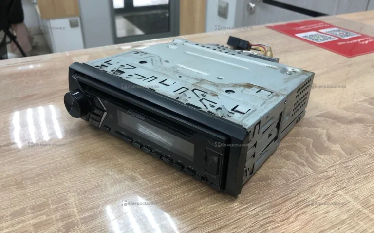 Автомагнитола  pioneer deh-s100ub