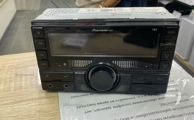Автомагнитола   Pioner 787