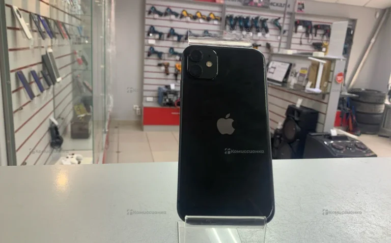 Apple iPhone 11 4/64 ГБ